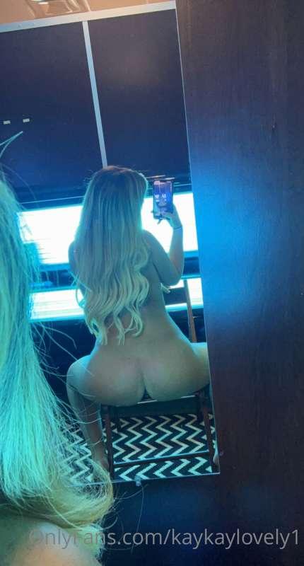 good morninnngggg🍑