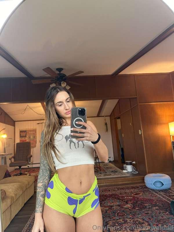 Time for an emoji party! Comment with the emoji that matches..