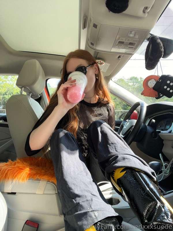 Ignoring you while I get caffeinated ☕️ SWIPE to see feet 💋💋..