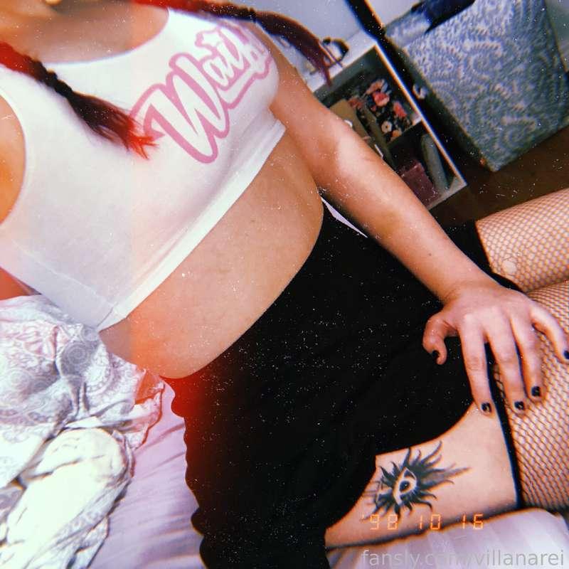 Can I be your waifu? 💖

#fyp #tall #tallgirl #thicc #thighs #tattoos #inked #goth #gothgirl #egirl #croptop #tummy #abs #boobs #braids #fishnets #thighhighs #garters #skirt #miniskirt