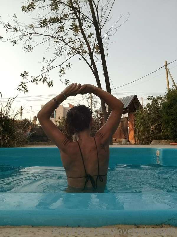 Swimming together could be a great moment!
If you wanna see ..