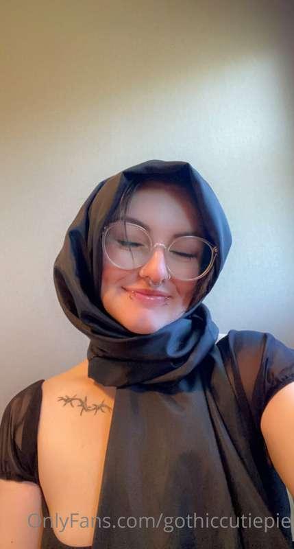 My body is for my Owner only. I’ve started to wear a headsca..
