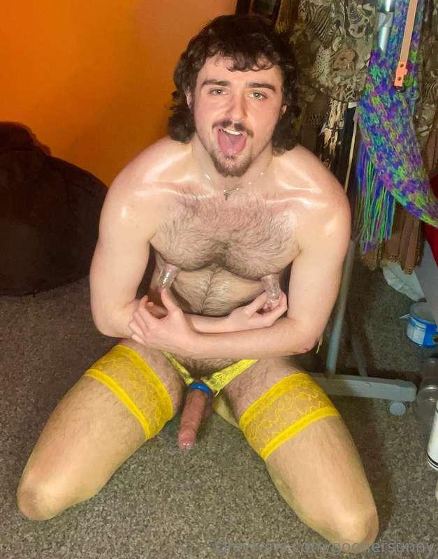 One of my first kinks was men in lingerie & thongs, I was co..