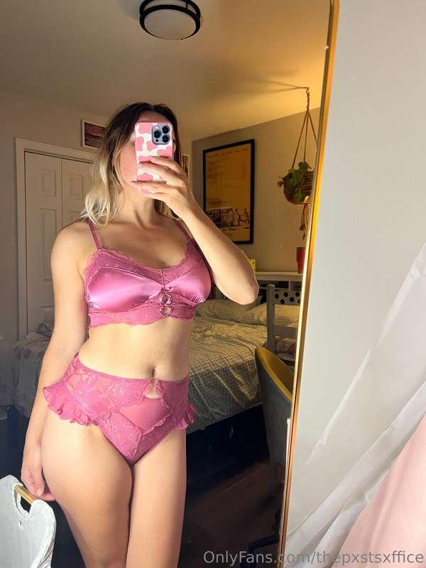 pretty in pink 💕