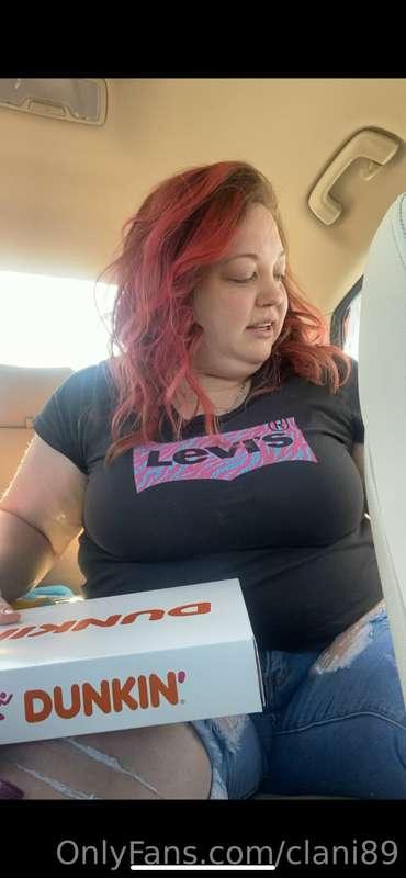 Did a donut stuffing for a special someone today 😉😀🥰 y’all a..