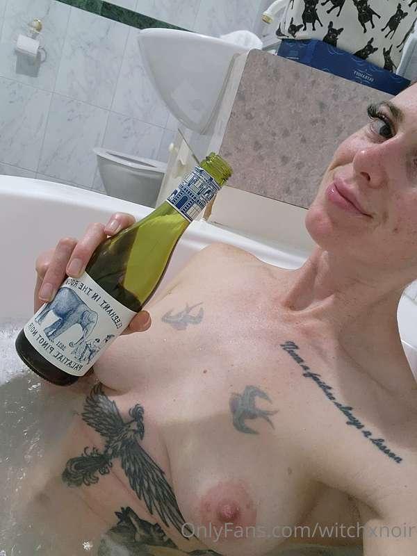 Having a cheeky wine in the spa ✌️