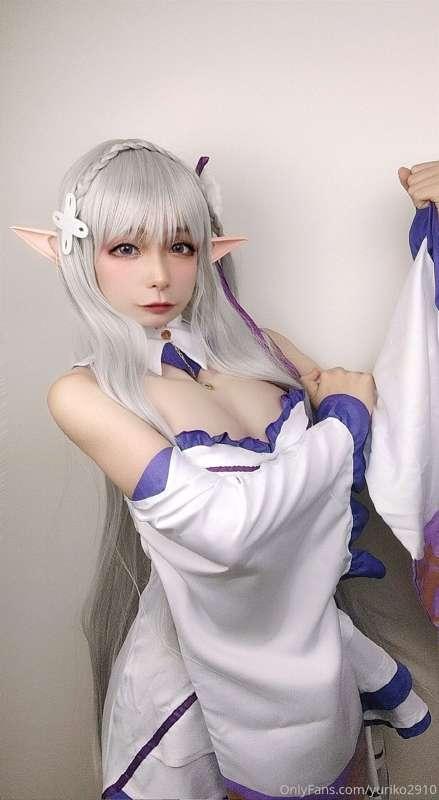 The 2nd shoot wasnt give me an easier time .·´¯`(>▂<)´¯`·.
3..