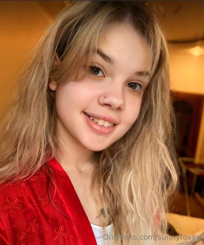 ## This hot thing 🔥 @sweetlove88🔥 is waiting for you. Her pu..