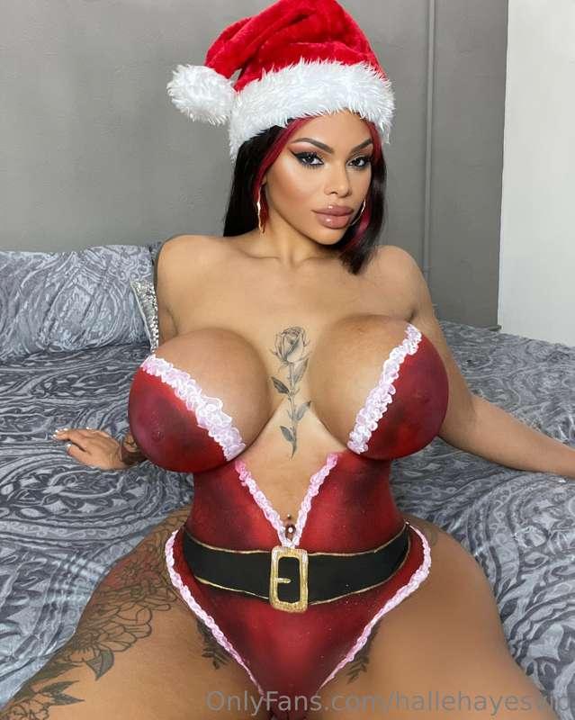 hallehayesvip main image