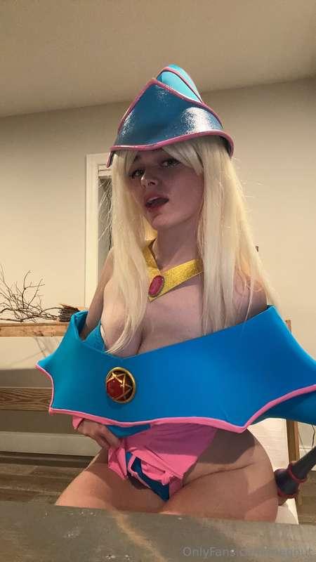 Dark Magician girl 💙💗 Dm me 