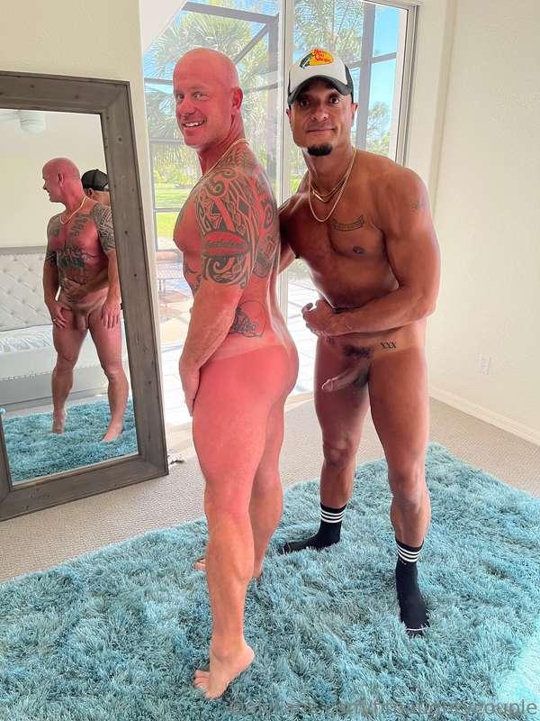 2 studs need more BI kinky men.....