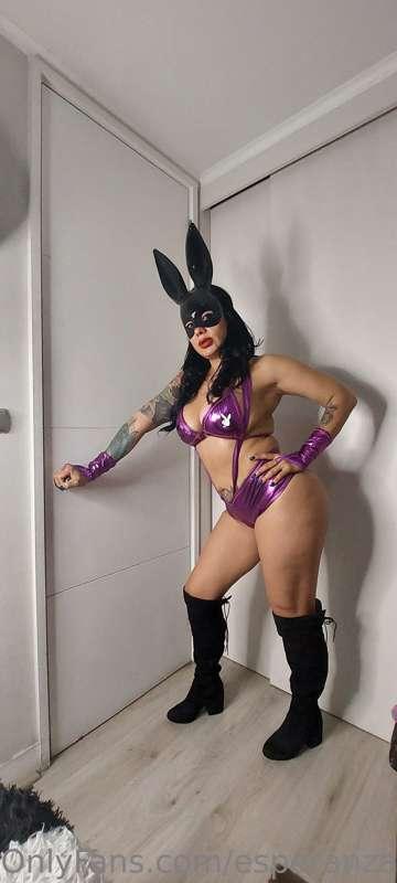 Tu conejita bad banny mis amores hoy de conejita mala espero..