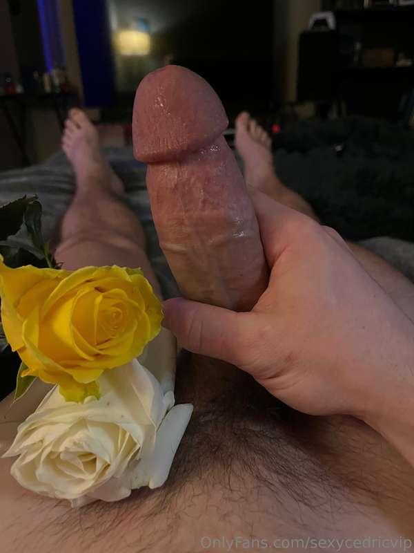 Be my Valentine? 😘💐