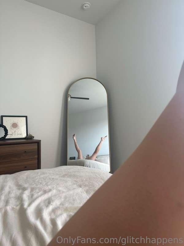 I think I chose a good spot for this mirror…