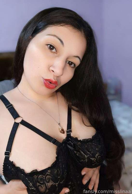 Hey little pig, kneel before your goddess and start worshiping me 🙇

#worship #goddess #femdom #domination #mistress #drain #loser #finsub
