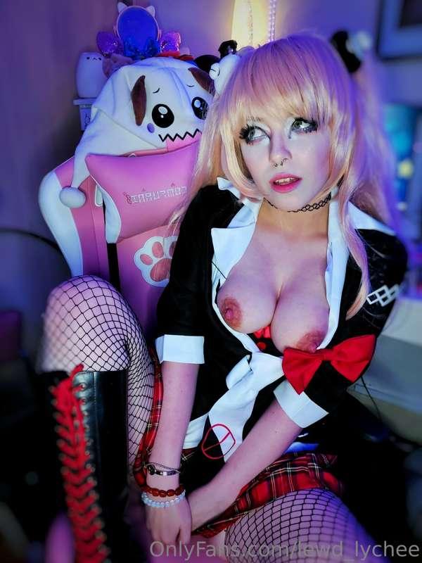 3 more days till more junko 💜