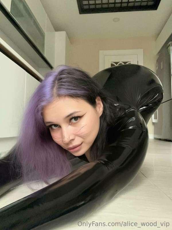 **Today I'm ready to obey your desires! I will play by your ..