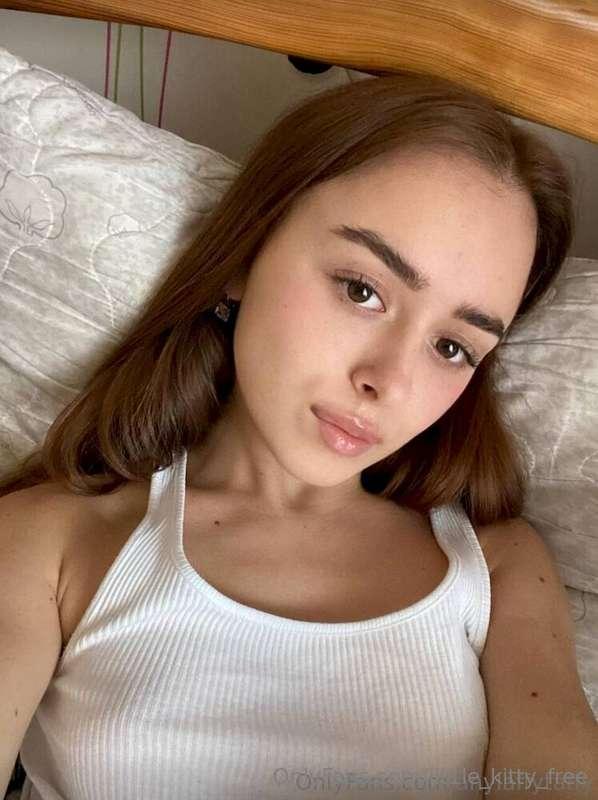 🔥 FREE SUBSCRIPTION ONLY NOW 🔥This hot thing 🔥 @anylaffytaff..