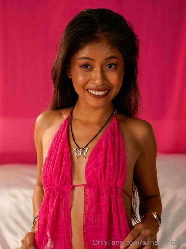 in a pink mood all dayyy
