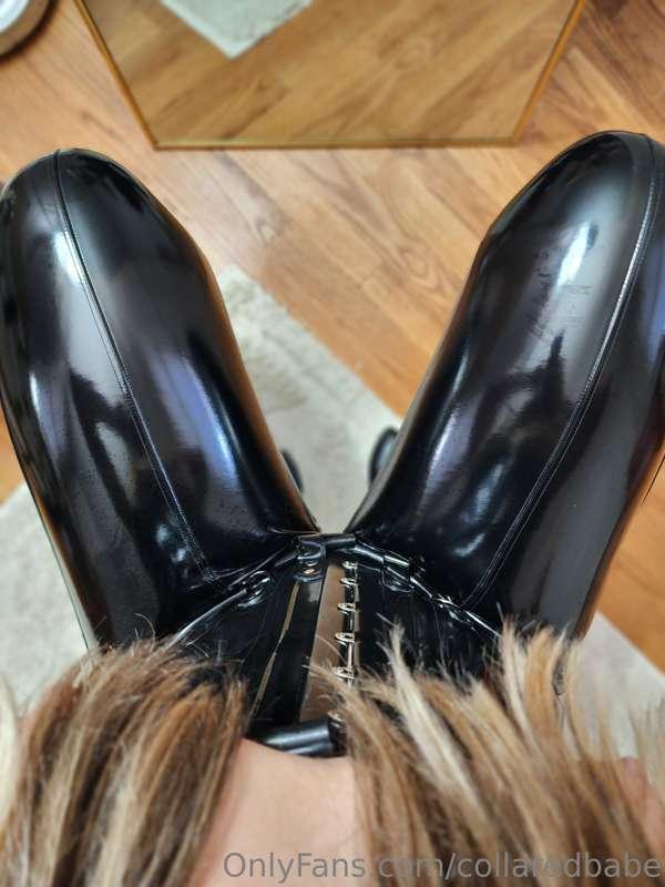 New posture strap from my latest HW Design haul! Loving my n..