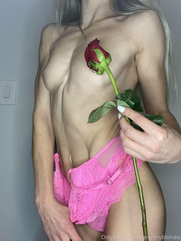 Good morning, let’s get naughty as fuck🌹