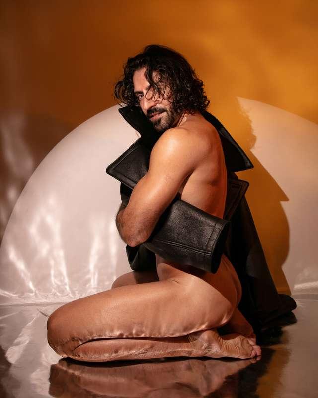 joan_crisol image #0