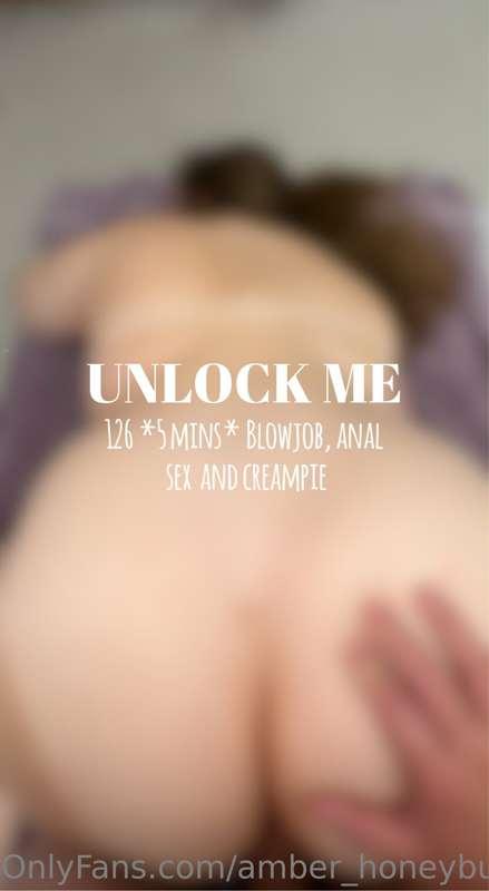 **WATCH ME GET FUCKED IN THE ASS** 🍑 *I suck his cock making..