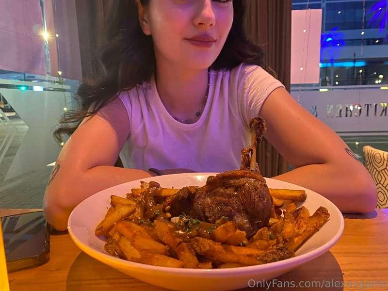 Duck confit poutine 🦆🤤