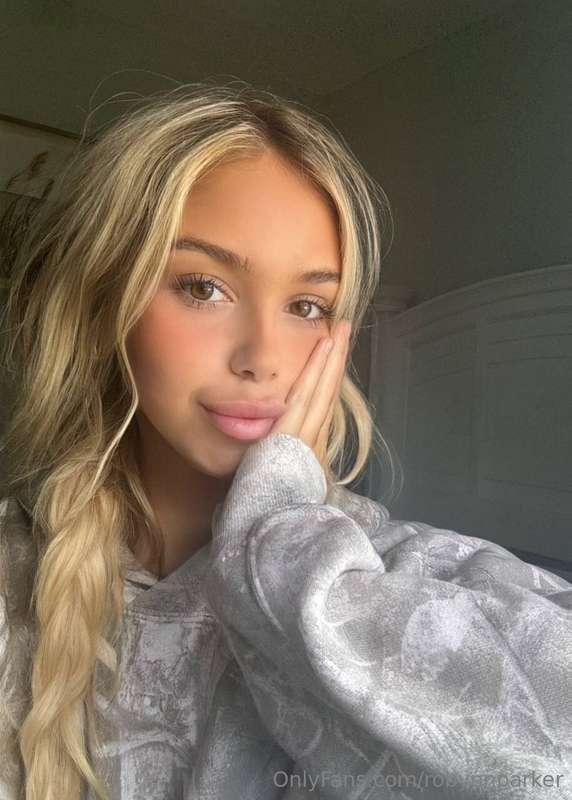American cutie @addisonjade is just getting started on OF 🥺F..