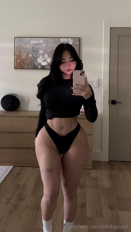 Love all my curves 😘