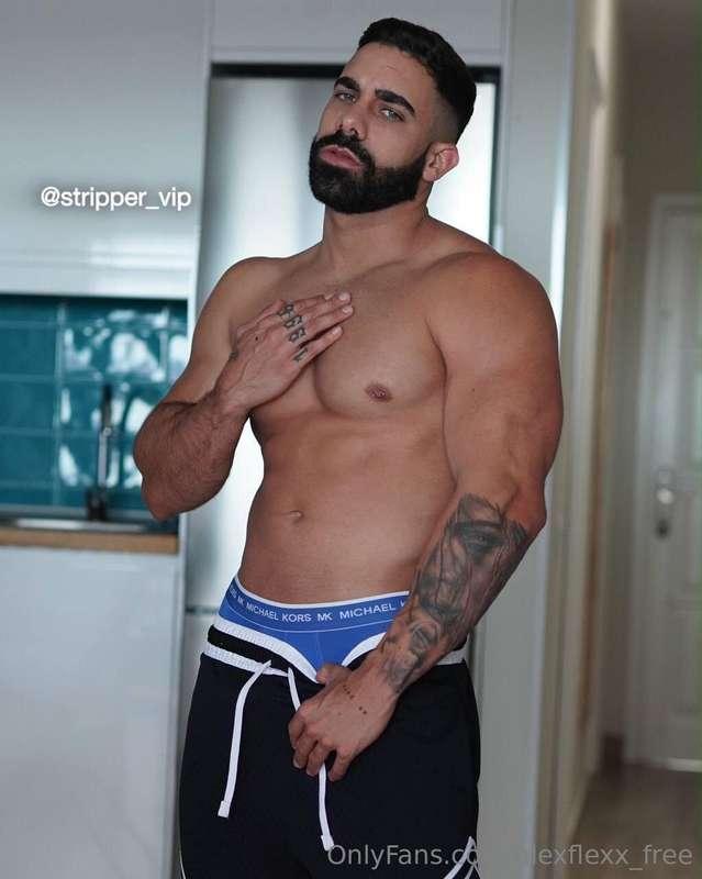 🔥 🚨 𝙁𝙍𝙀𝙀 𝙊𝙉𝙇𝙔𝙁𝘼𝙉𝙎 🚨 🔥 ➪➪ @hunkstripper ⇦⇦.🌐@hunkstripper⚜️VI..