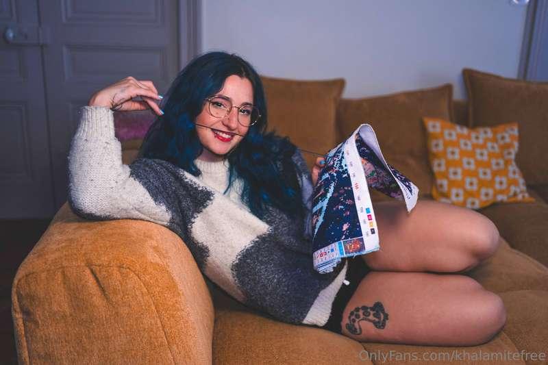 Saving my energy for when you come home to fuck me 🤭