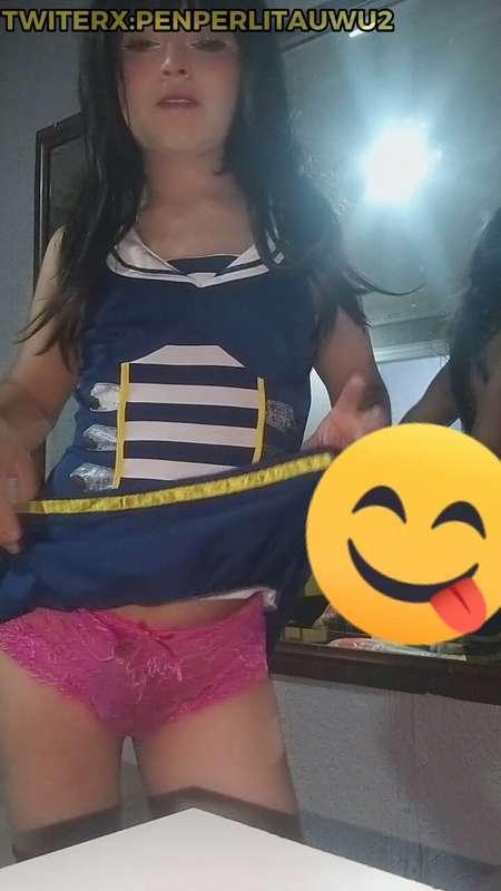 Fotitod con mi trajestio de marinerito uwu