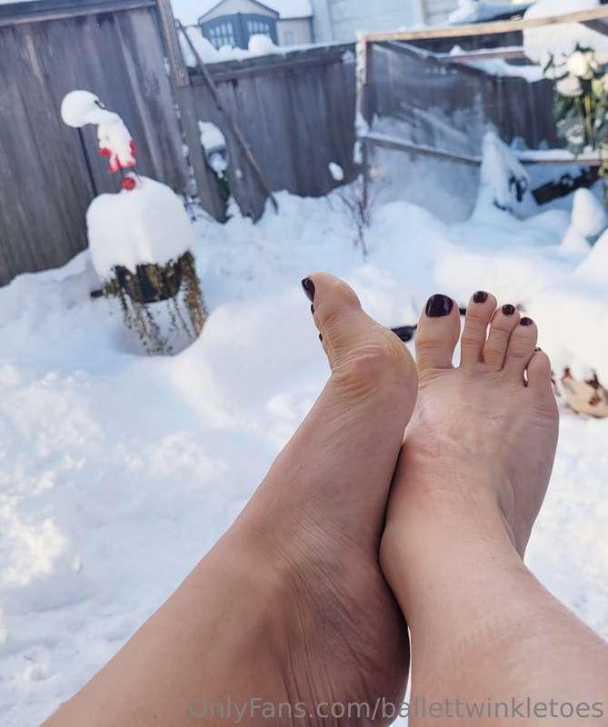 Cold snowy mornings are perfect if you don't have to go anyw..