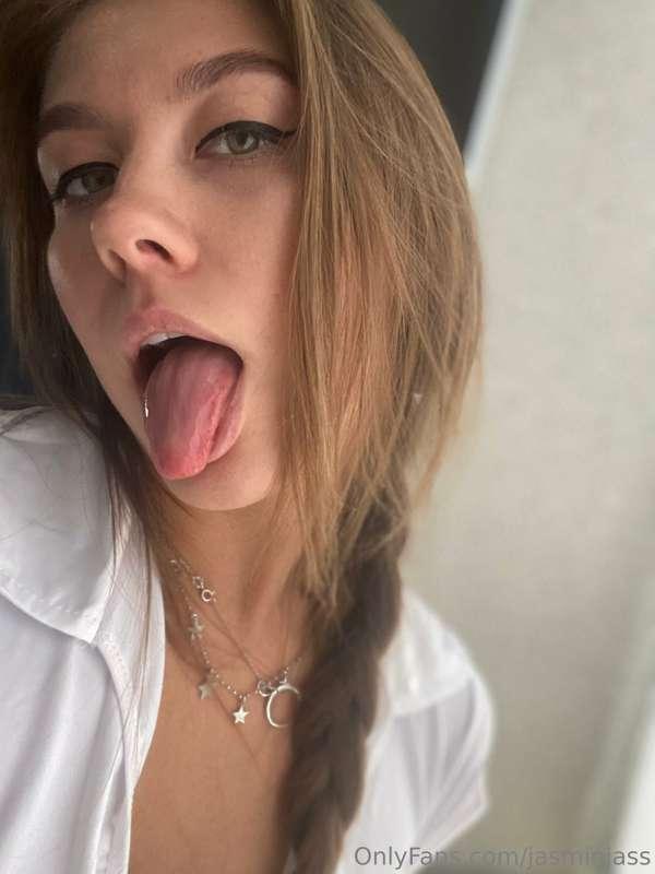 😛