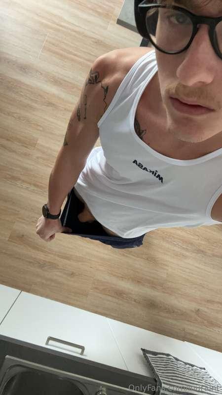 You don’t want to miss what I’ve got for you… come closer 😏