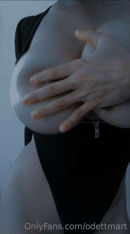 🐰🤍🤤🤤🤤🤤🤤👅
