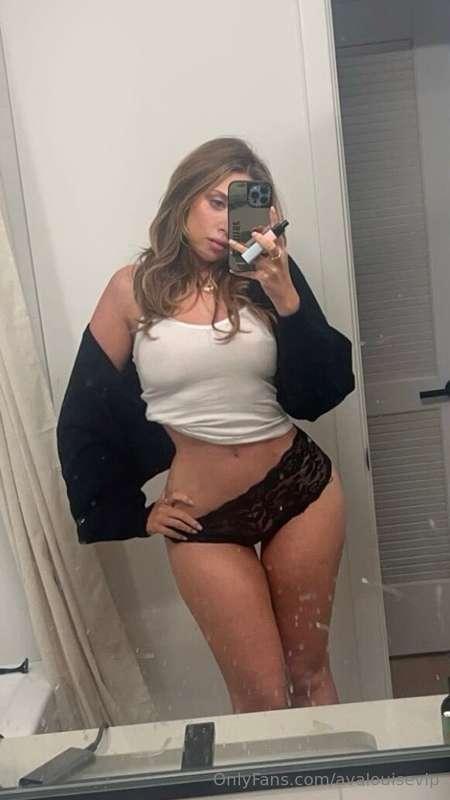 Tip $20 right now, and I’ll send you a surprise so hot and t..