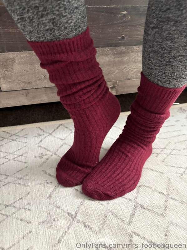 mrs_footjobqueen image #3