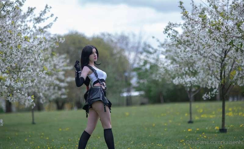 What is your favorite character in FFVII remake? 😏
New photo..