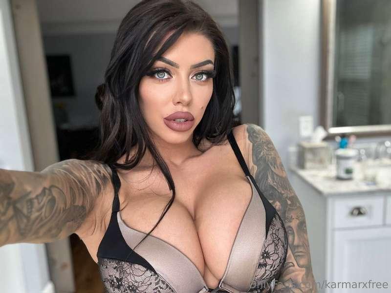 ＦＡＳＴＥＳＴ　ＦＡＮ$30 for $2,000 in content ‧₊ ᵎᵎ 🍒 ⋅ ˚✮(1 per pers..
