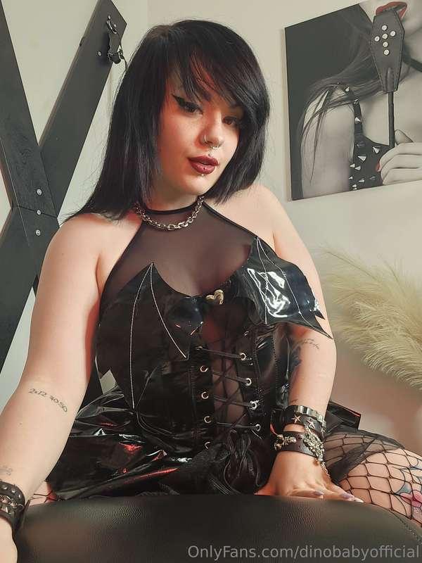 dinobabyofficial image #1