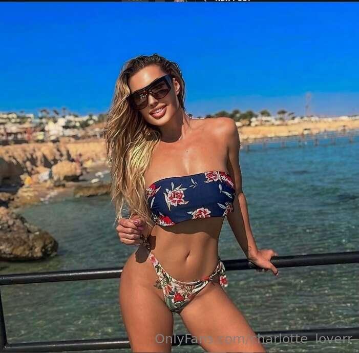 TITS JOB MASTER @la_belle_annabelle wants to jerk off your b..