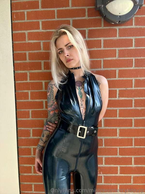 mistressmercyxoxvip image #0