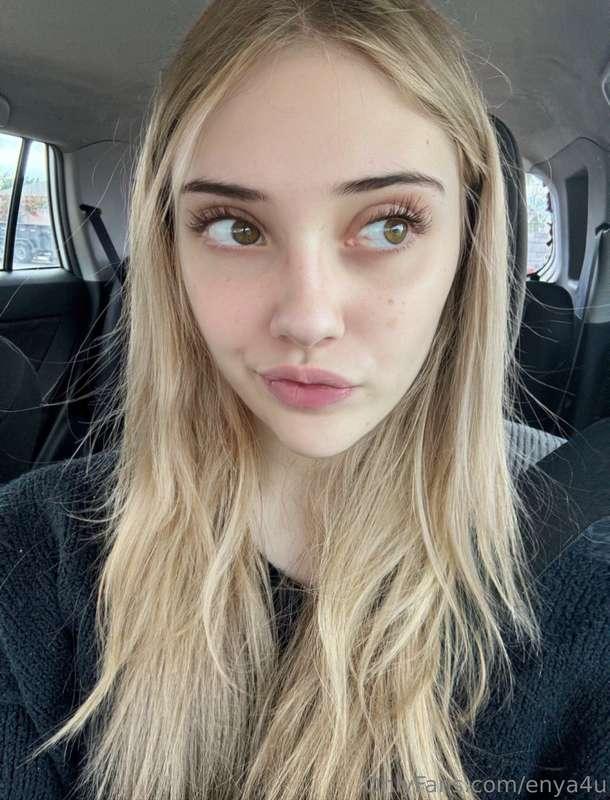 monday blues 😴