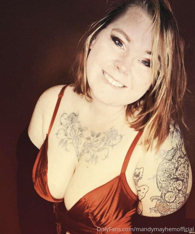 This metalhead chick cleans up pretty good, huh? 😉