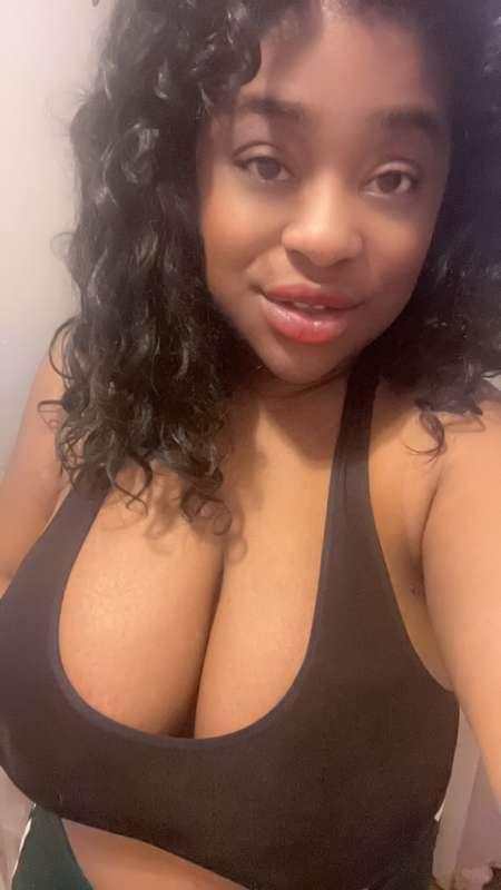 Should I go live Late nights or early mornings??😈💦