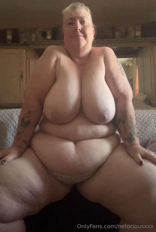 Horny GILF!