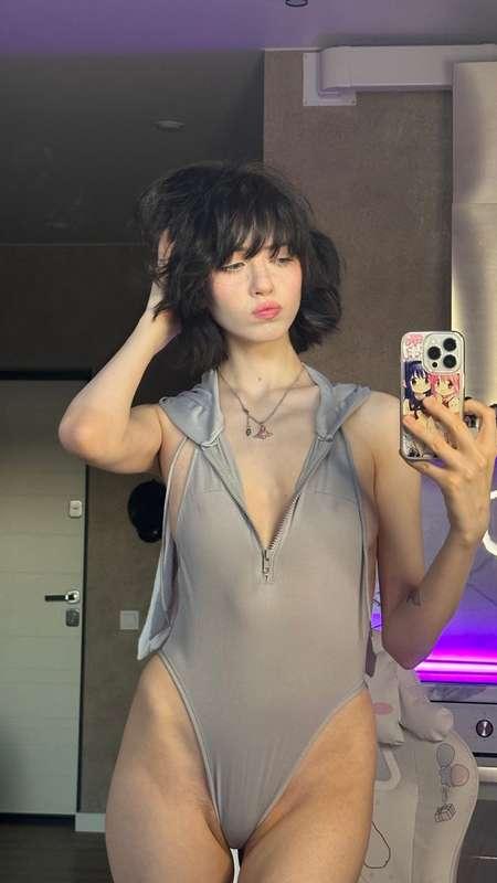 yoursmalldoll image #4