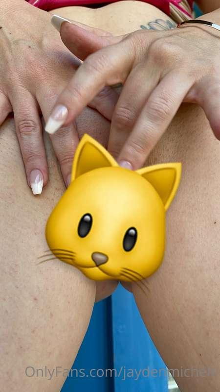 Todays dm is extra close up 😈🐱